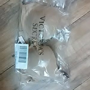 Victoria's secret bra